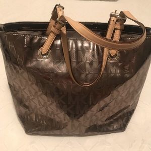 Michael Kors Metallic Jet Set Tote